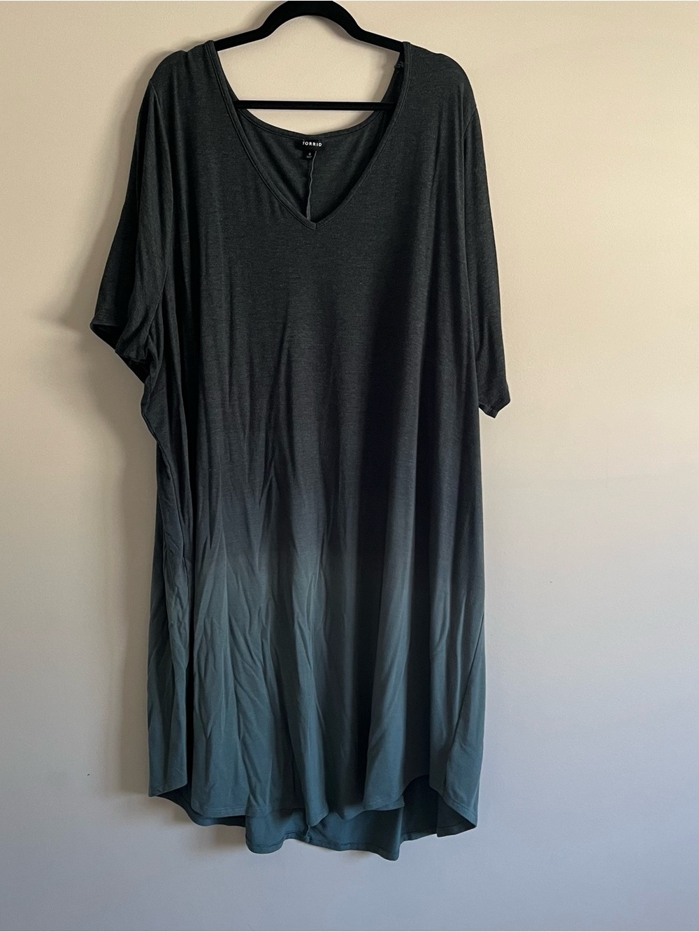 torrid 6 Ombre V-Neck Midi Dress in Gray to Green